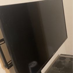 40” Flat Screen Tv