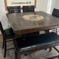 Dining Table With Chairs 