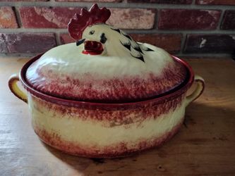 Ceramic Hen Covered Dish