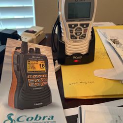 Cobra Marine Radio