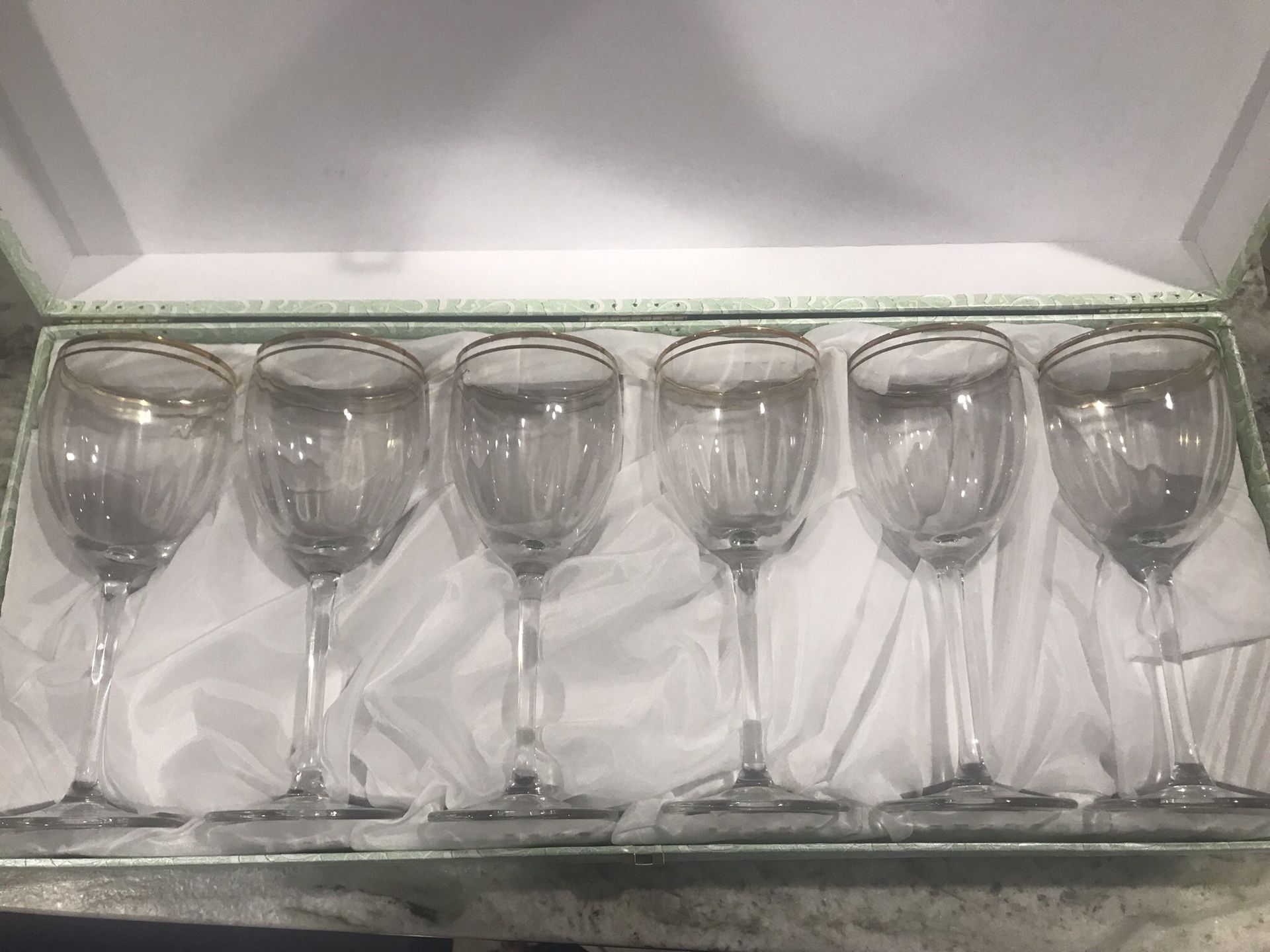 J Preziosi Lavorato a Mano Wine Glasses
