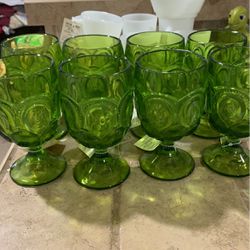 Vintage LE Smith 'Moon & Stars' Avocado Green Goblets- Set Of 8 All In Beautiful Condition 
