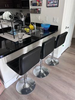 Adjustable Kitchen Bar Stools (3)