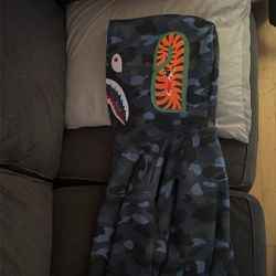 Bape Hoodie Medium 