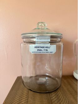 Glass jar