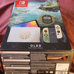 Nintendo SWITCH OLED ZELDA collectors Bundle