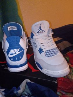 Air Jordan 4 retros