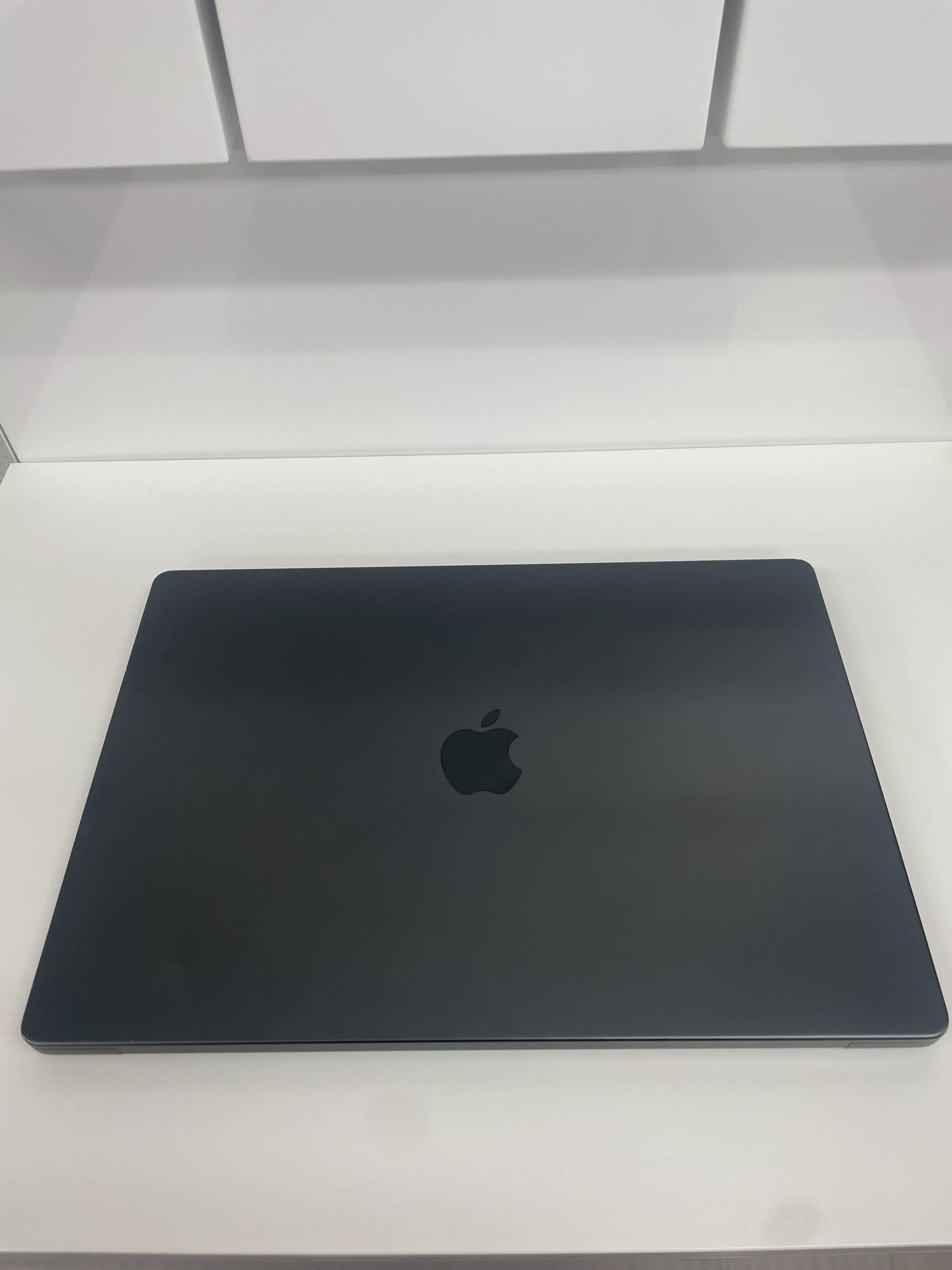 Apple MACBOOK PRO 16” M3 MAX CHIP