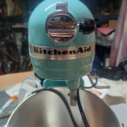 Kitchen Aid Standing Mixer