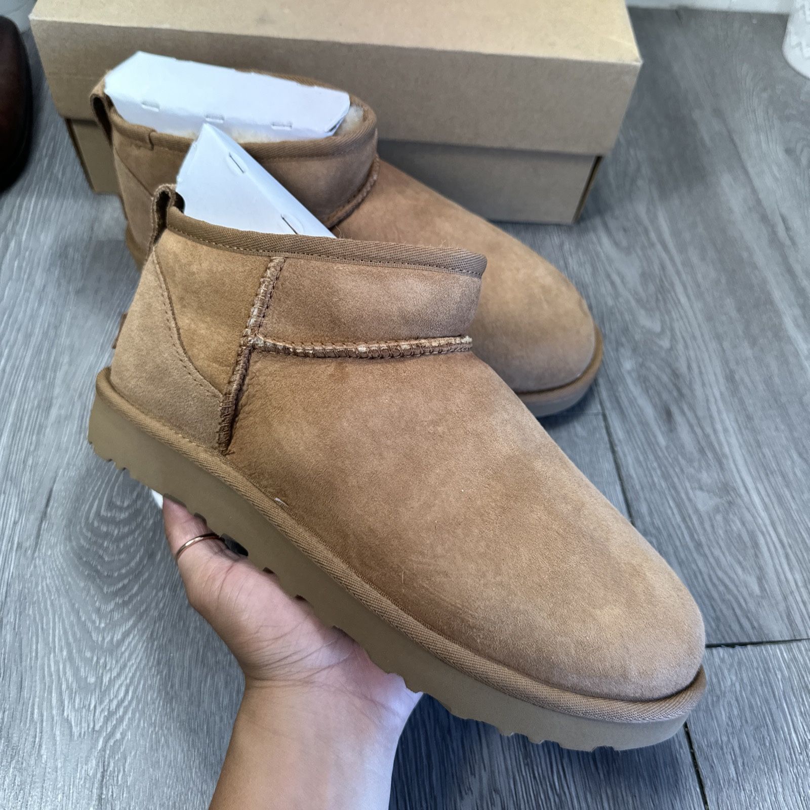 UGG CLASSIC ULTRA MINI CHESTNUT SUEDE FUR COMFORT WOMEN'S BOOTS SIZE US 9 NEW