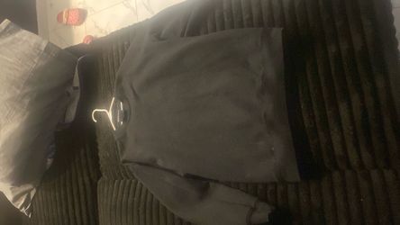 Black pro club sweatshirt