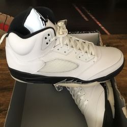 New Men’s Air Jordan 5 Retro size 13