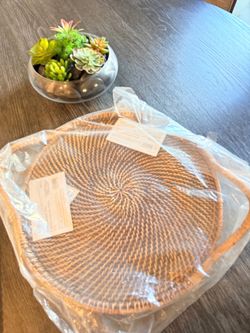 Vintage Pampered Chef Round Woven Rattan Tray