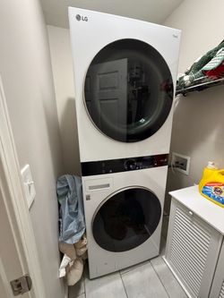 LG Washtower (Washer and Dryer)