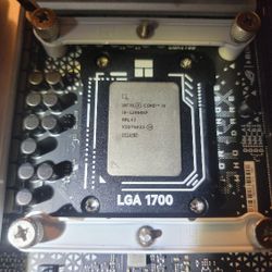 I9 12900kf, ROG Strix B760-A ddr5 Combo