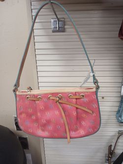 Dooney & bourk purse