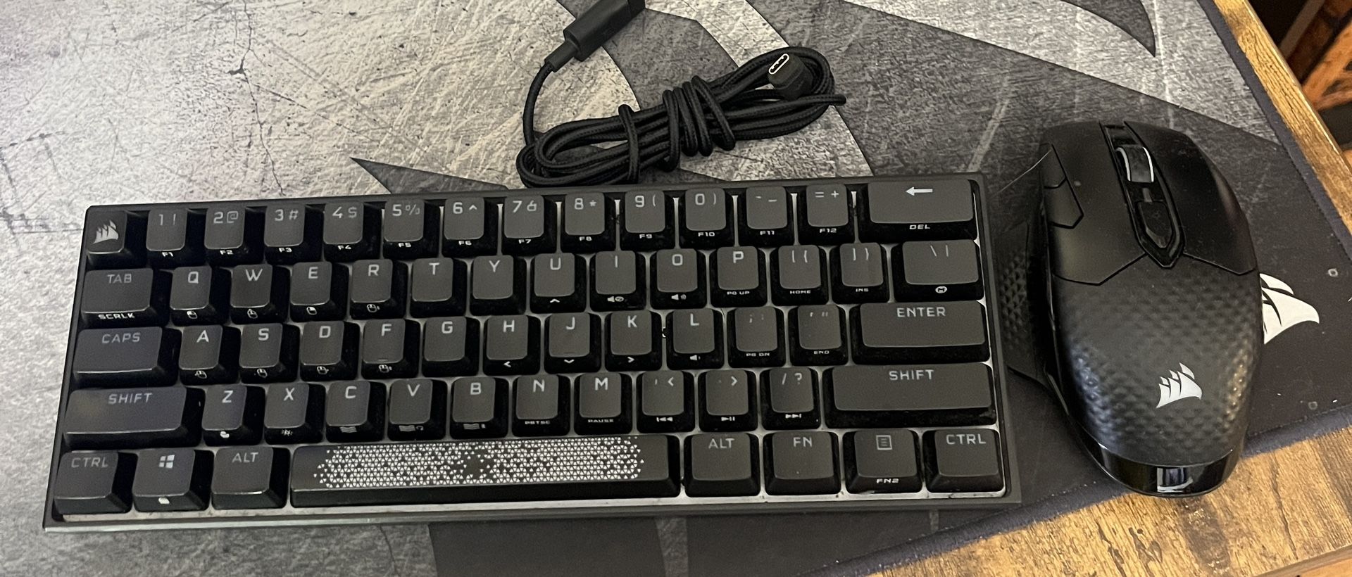 Corsair Mouse And Keyboard  K65 Mini - Dark Core 