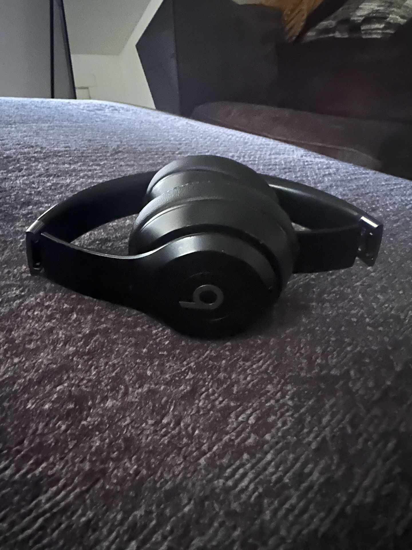 Beats Solo 4