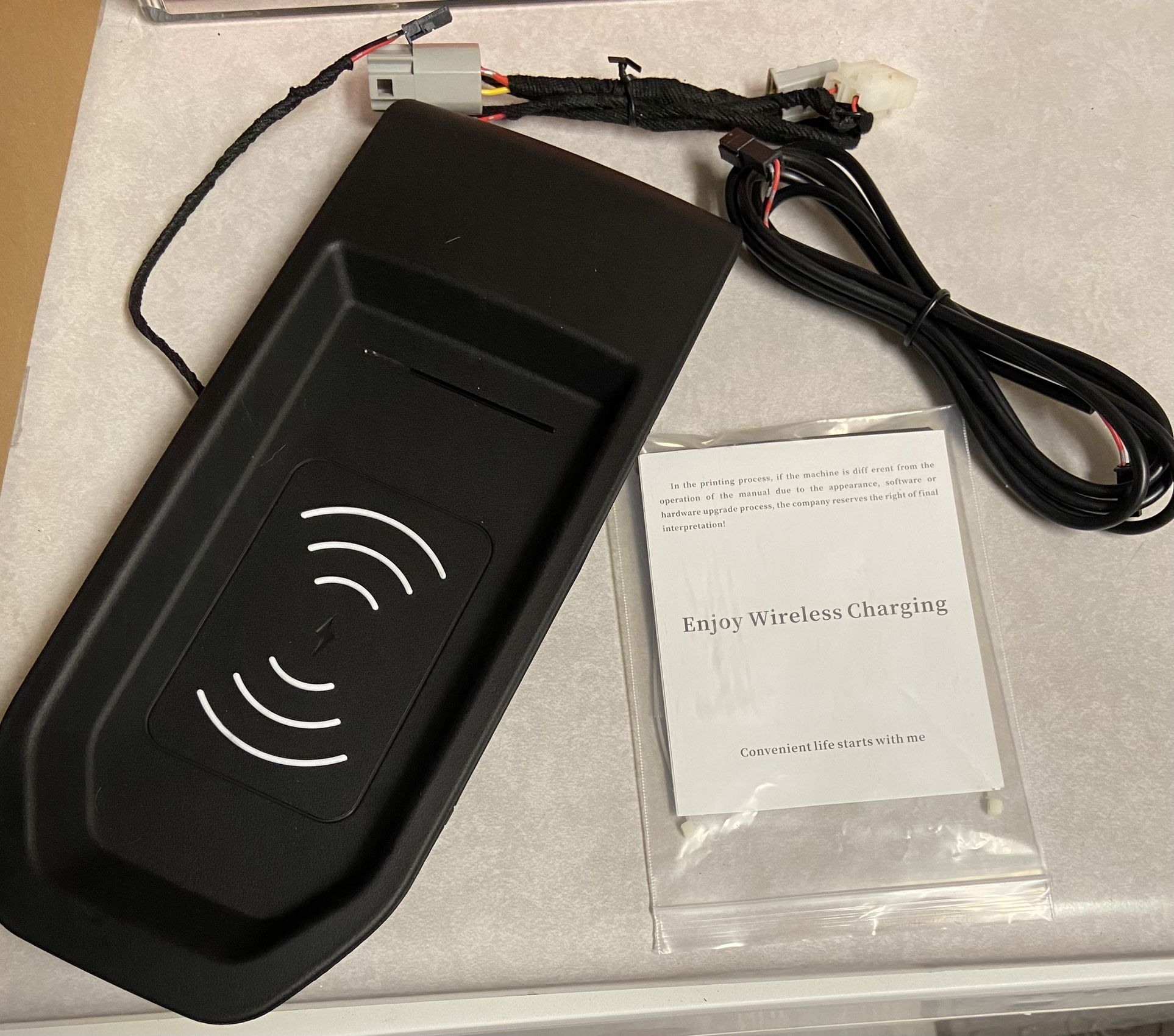 Wireless Phone Charger For Chevrolet Silverado 2019-2022