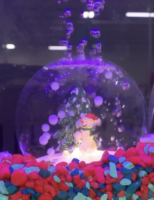 Snow globe Aerator 4 Fish tank If u C It Is available!