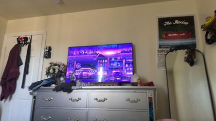 Roku 50 inch tv with remote no back sorry