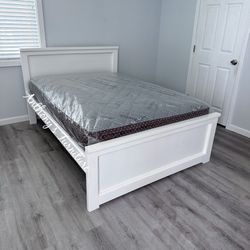 Solid Wood White Full Bed & Bamboo Mattress 