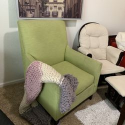 Couch $55 🍀🎁🛋🎈accent Chair, House Furniture, Office Furniture.
