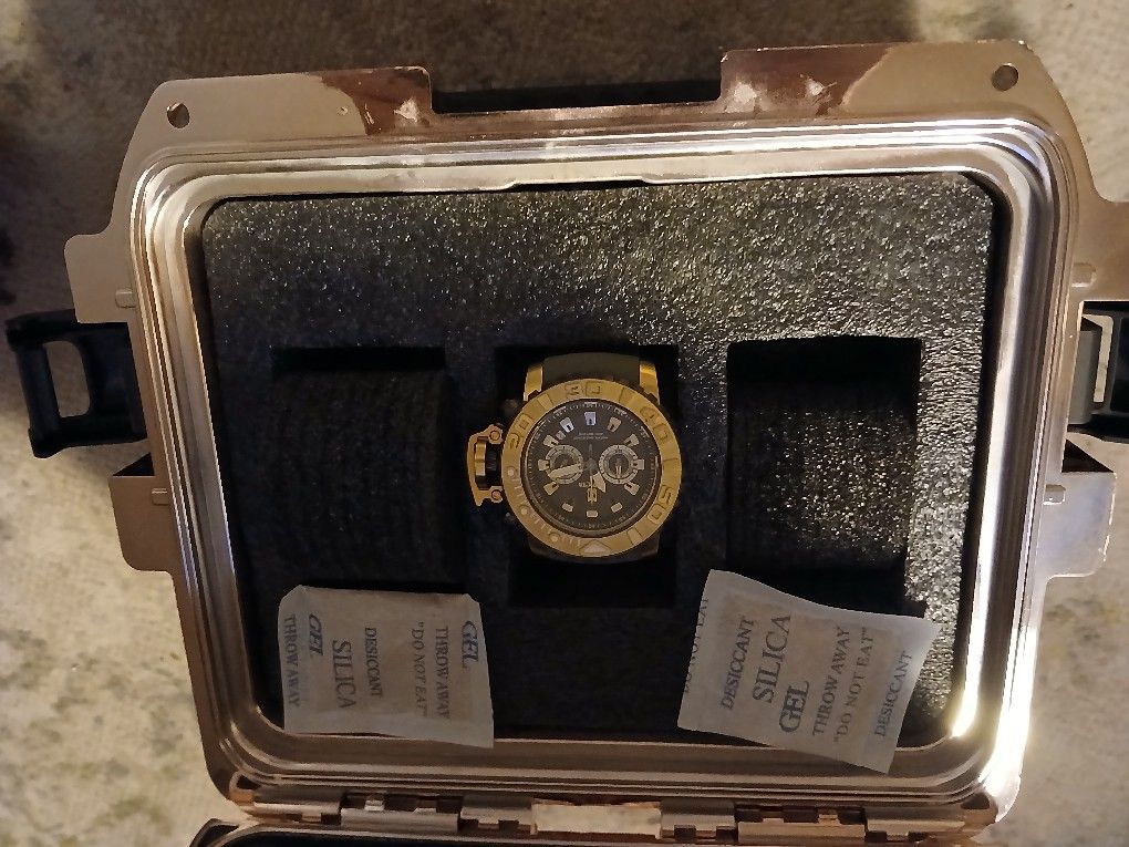 NEW MEN'S INVICTA JASON TAYLOR LIMITED EDITION WATCH