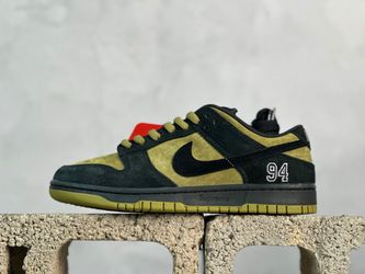 Supreme x Nike Dunk SB Dunk Low