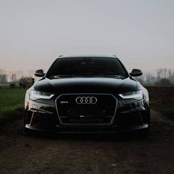 Black Audi (T)