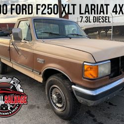 1990 Ford F250 XLT 7.3L Diesel 4X2 Partout For Parts Only