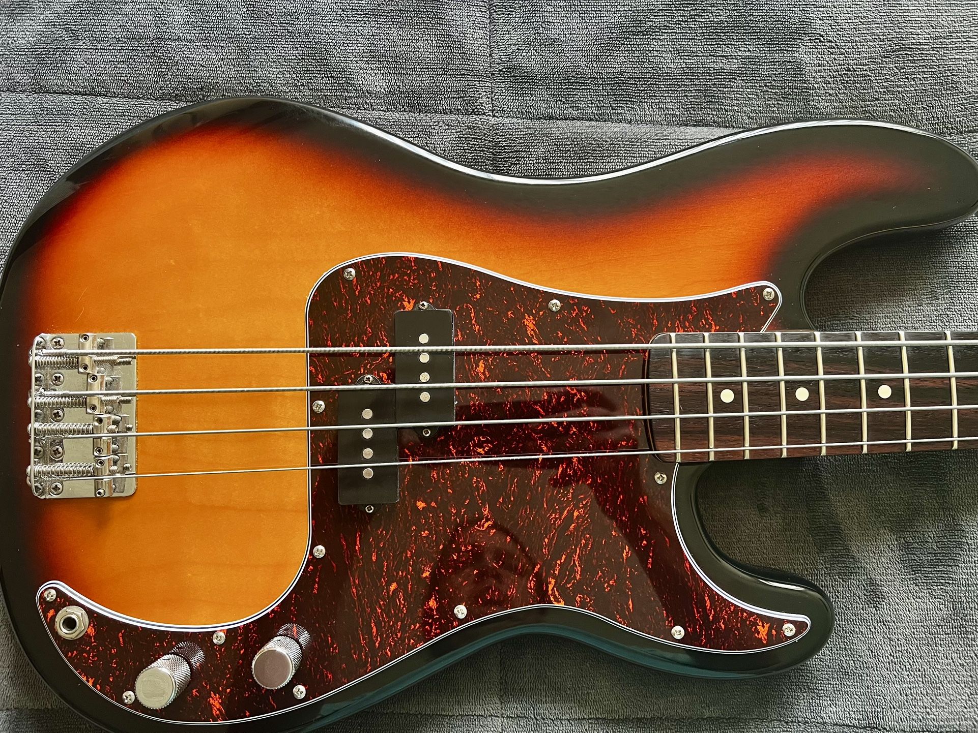 2001 Fender Precision Bass Made In Mexico