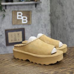 Bearpaw Platform Suede Sandals 100(contact info removed) Iced Coffee 8m