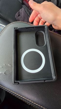 Samsung fold 8 otterbox case