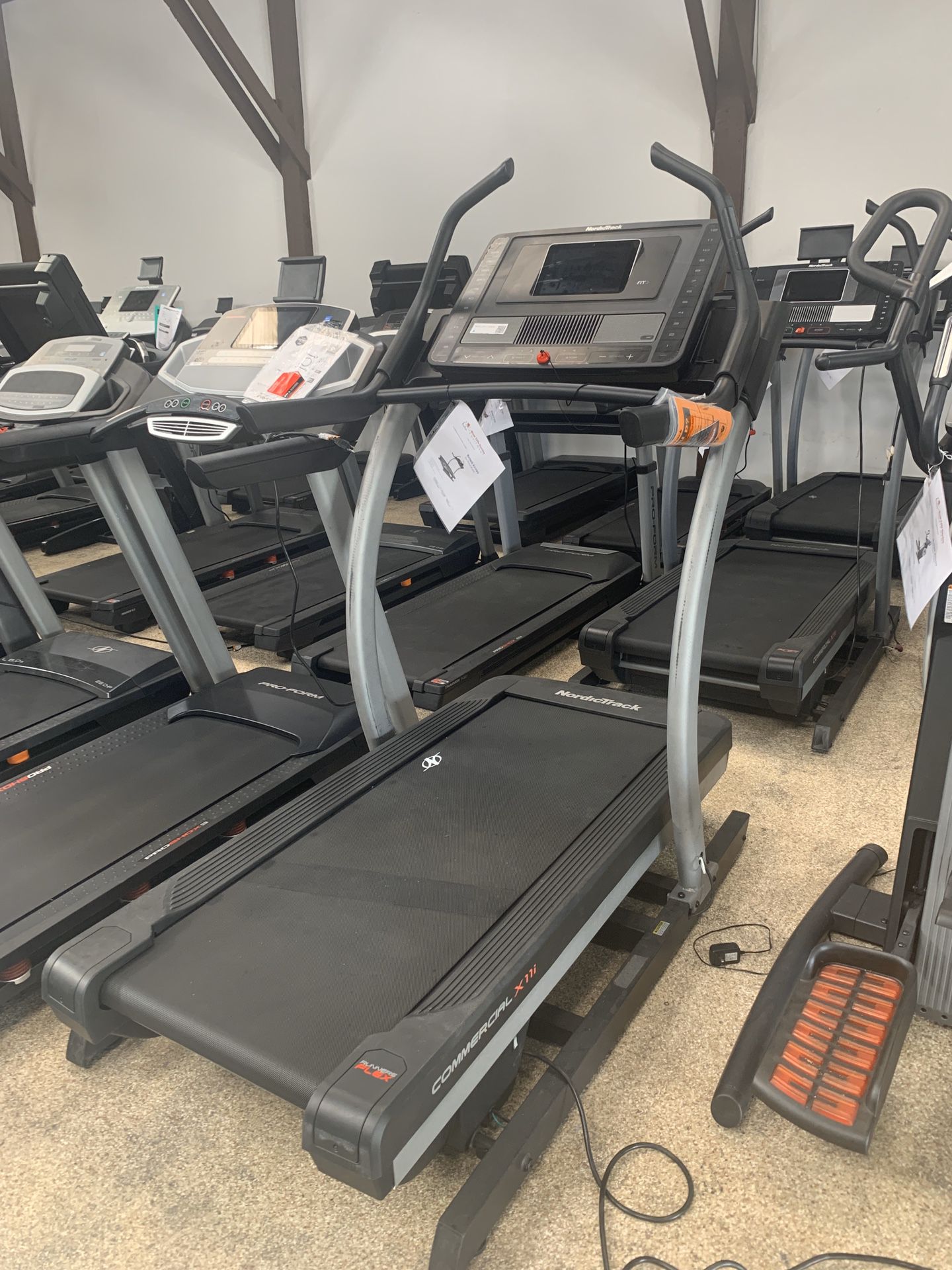 Used Incline Trainer Treadmills. Nordictrack X11i (repair warranty included)
