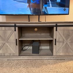 Entertainment center for tv