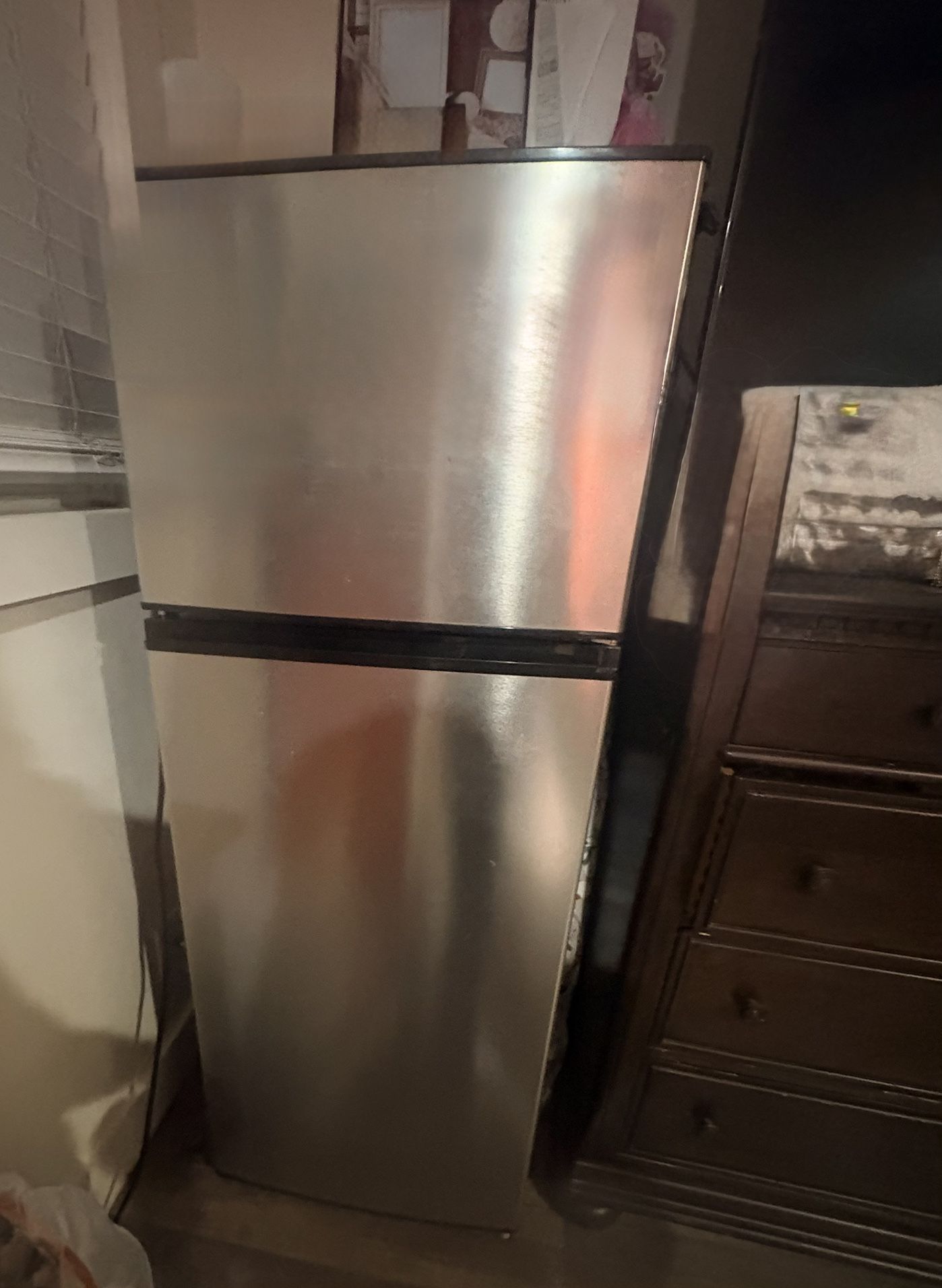 Mini  Fridge With Freezer 