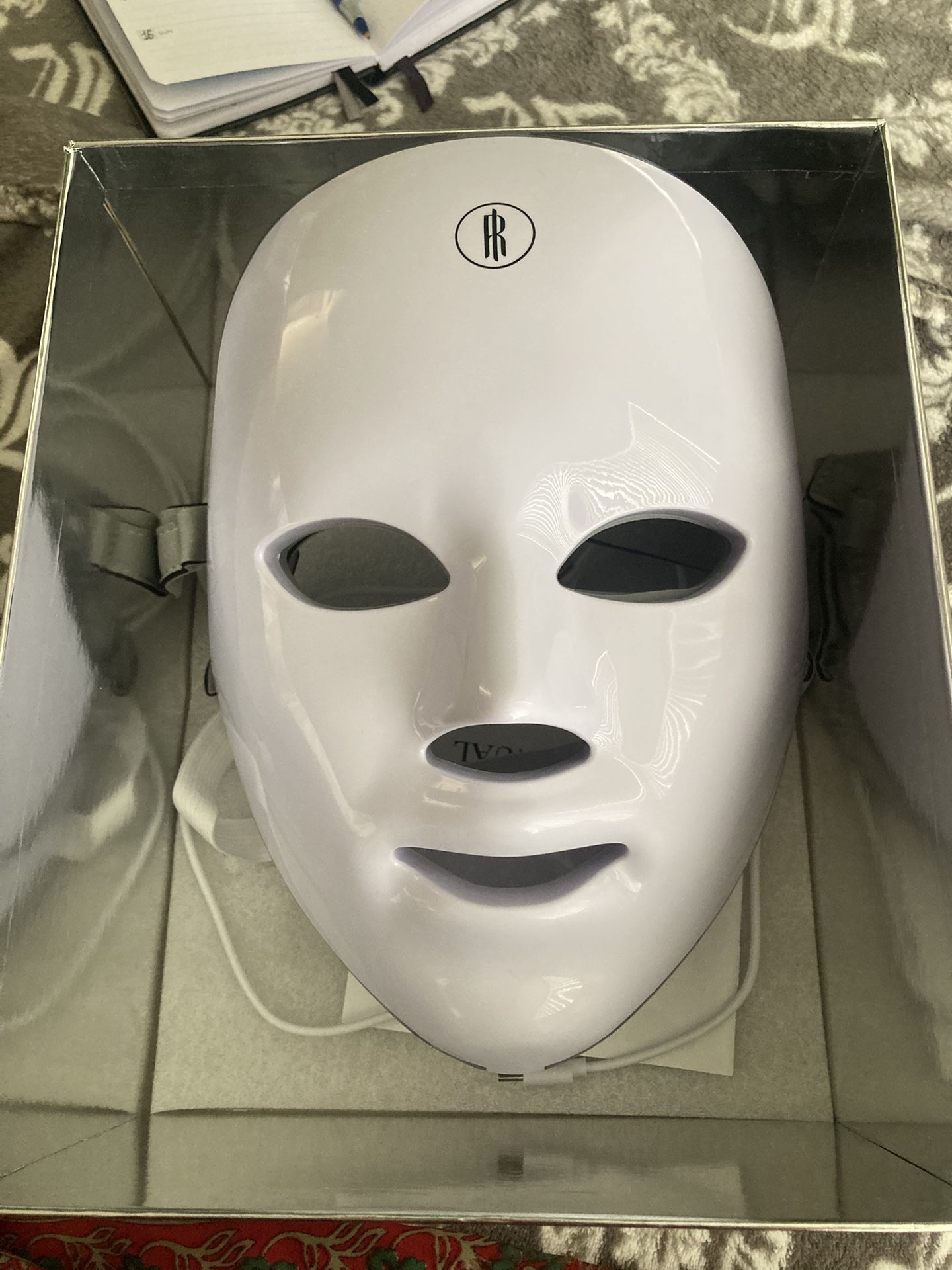 LED Face and Neck mask!