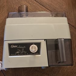 Vintage Oster Automatic Pulp Ejector Juicer