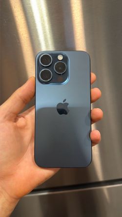Apple iPhone 15 pro 256gb T-Mobile or metro pcs 10/10 condition 100% battery blue