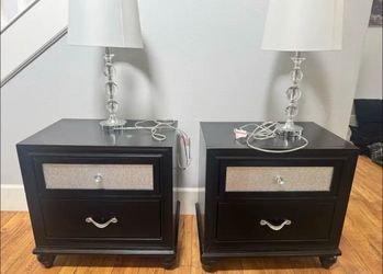 Night stands and lamps