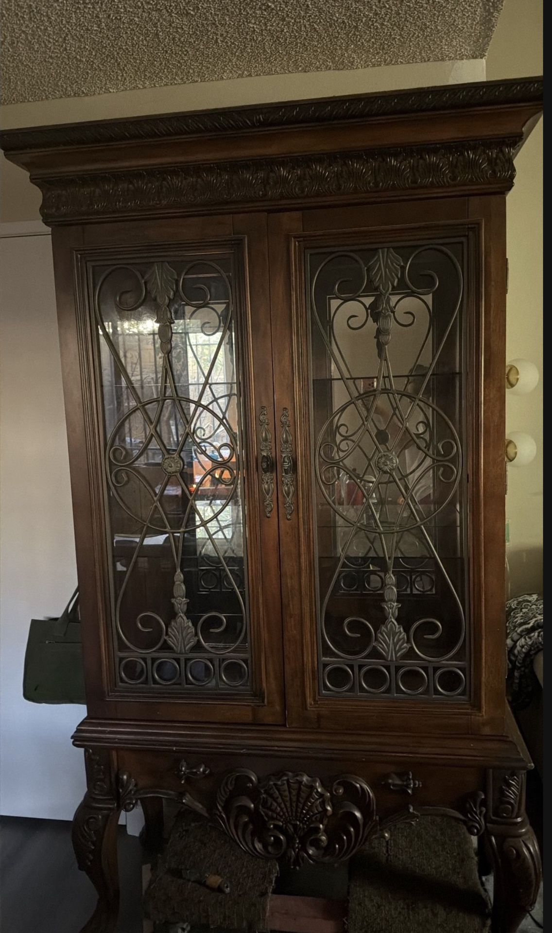 Hutch With Light (Armoire) 
