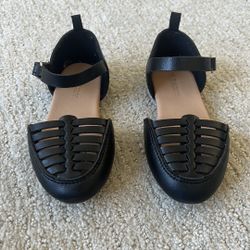 black flat shoes for girl Under 1