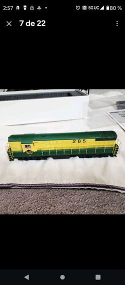 H0 Atlas Model Railroad Diesel Locomotive with QSI Sound