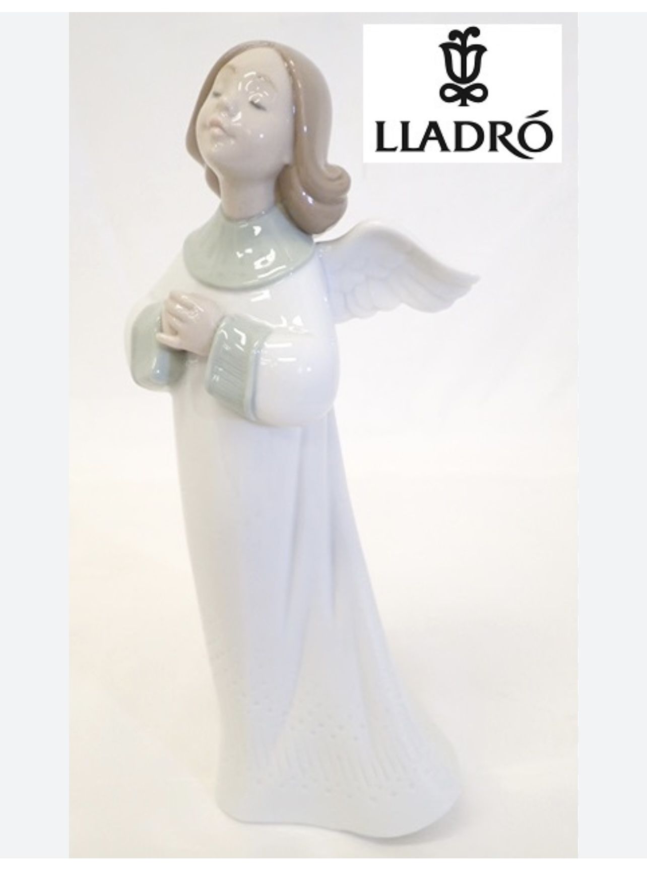 Lladro -An Angel’s Wish Figurine