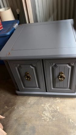 End table