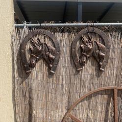 horse shoes for sale for your gate,doors,walls,porch,horse stables etc