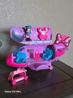Minnie mouse airplane toy