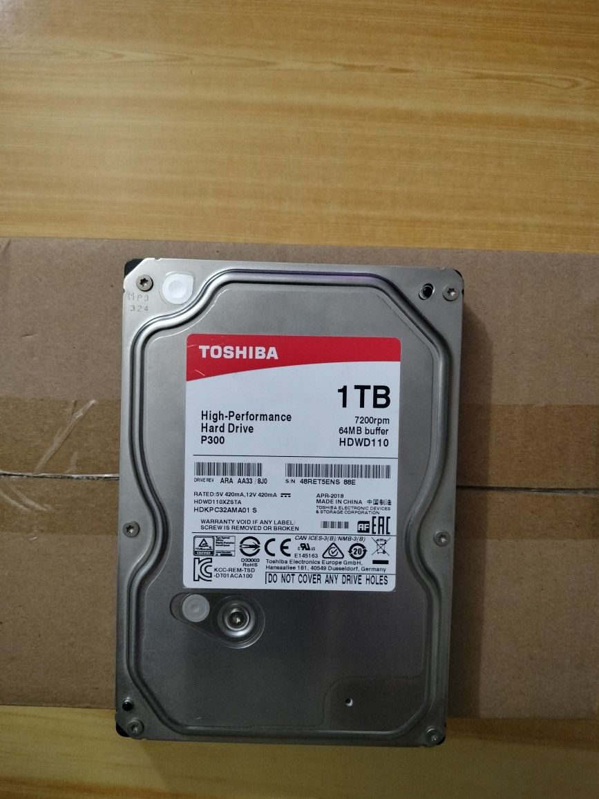 1TB toshiba high performance hard drive p300