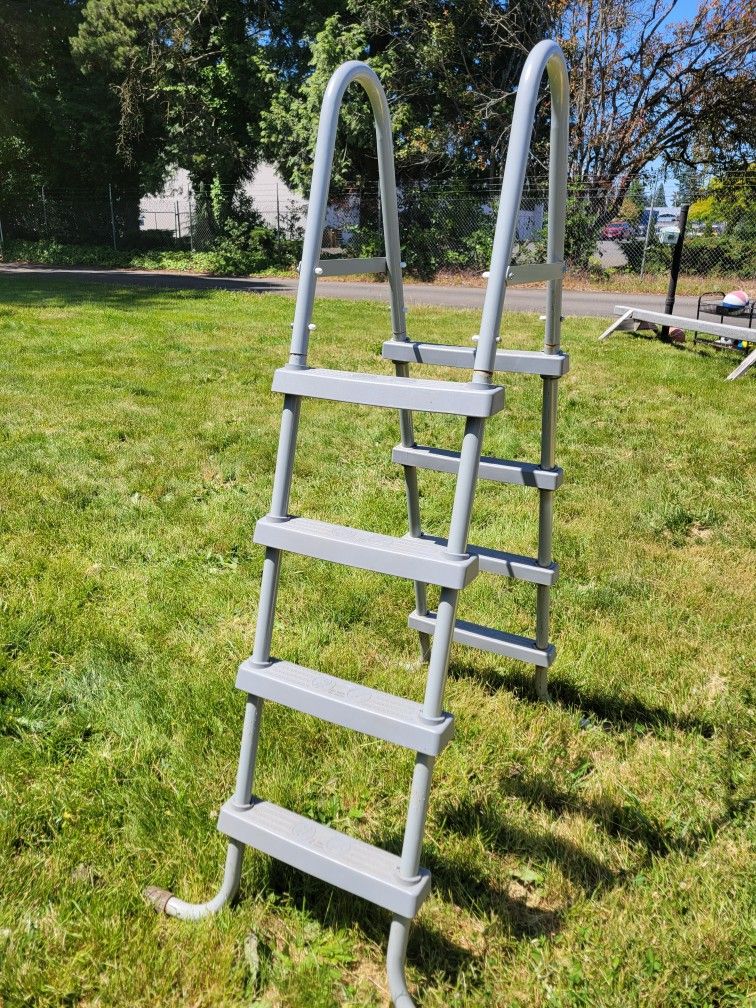 Pool Ladder